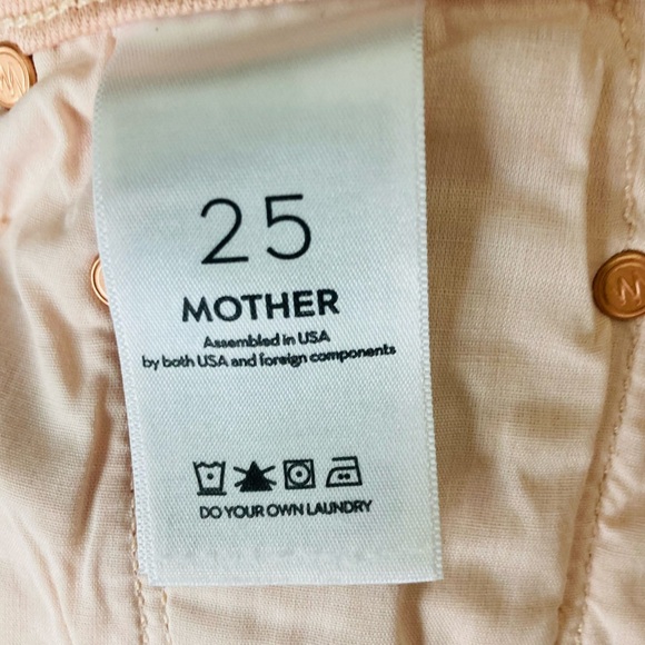 NWT Mother Insider Hover jeans in peach parfait color. Slight flare leg. Size 25 - Picture 8 of 11